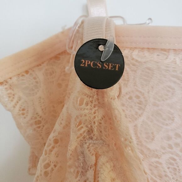 Just Sexy Lingerie 2 Piece Lace Bralette and Cheeky Panty Set - Picture 6 of 9